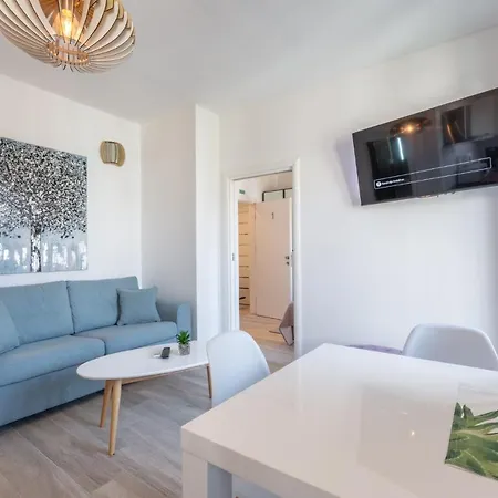 Guest house & Poesia Split